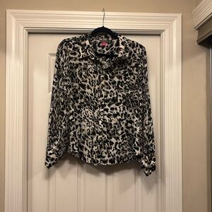 Vince Camuto silky pleated bell sleeve leopard blouse
